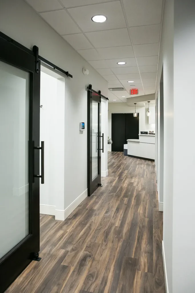 office-010